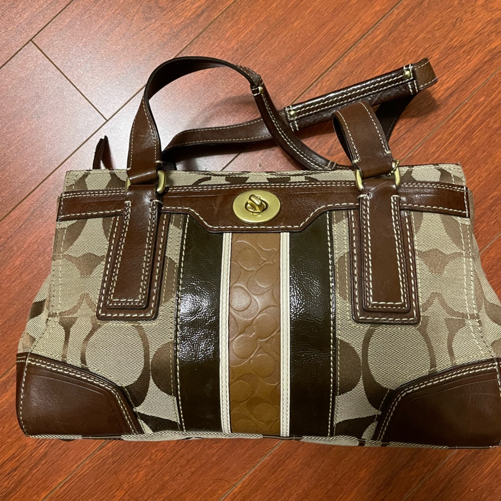 Coach Canvas and leather shoulder bag